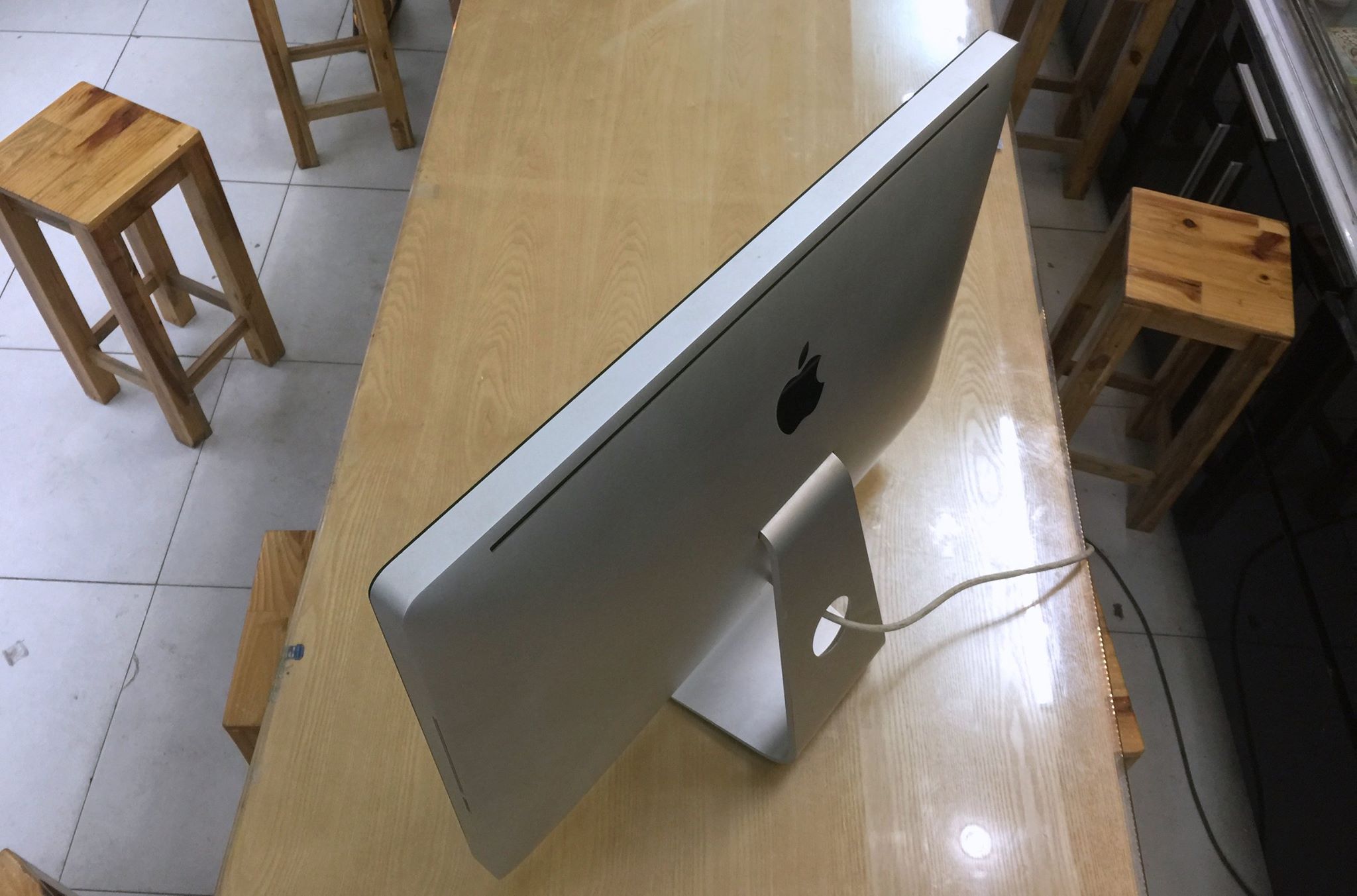 iMac mc814 27 inch -7.jpg